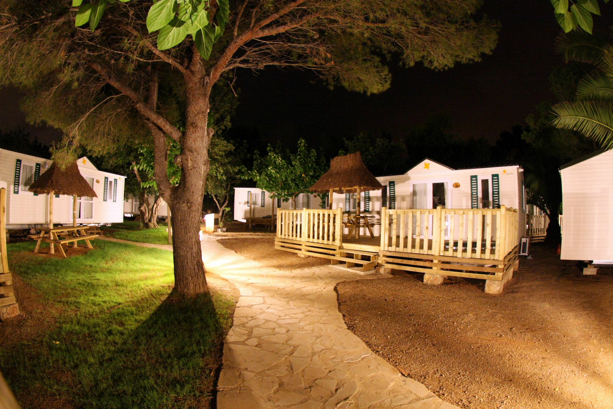 Camping & Resort La Torre Del Sol Mont-Roig del Camp Exterior foto